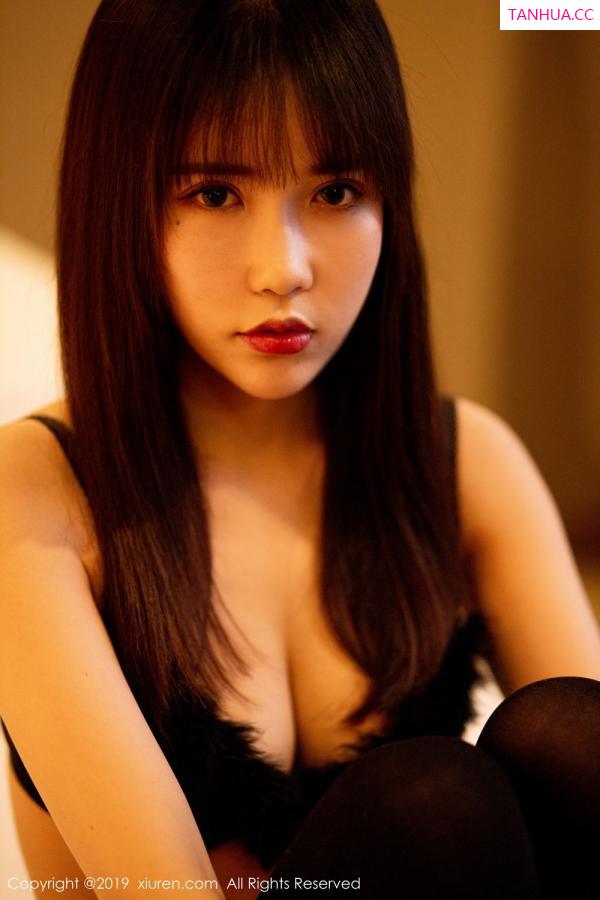 悠悠酱  XIUREN]高清写真图 2019.12.17 悠悠酱yoyoyo第4张图片
